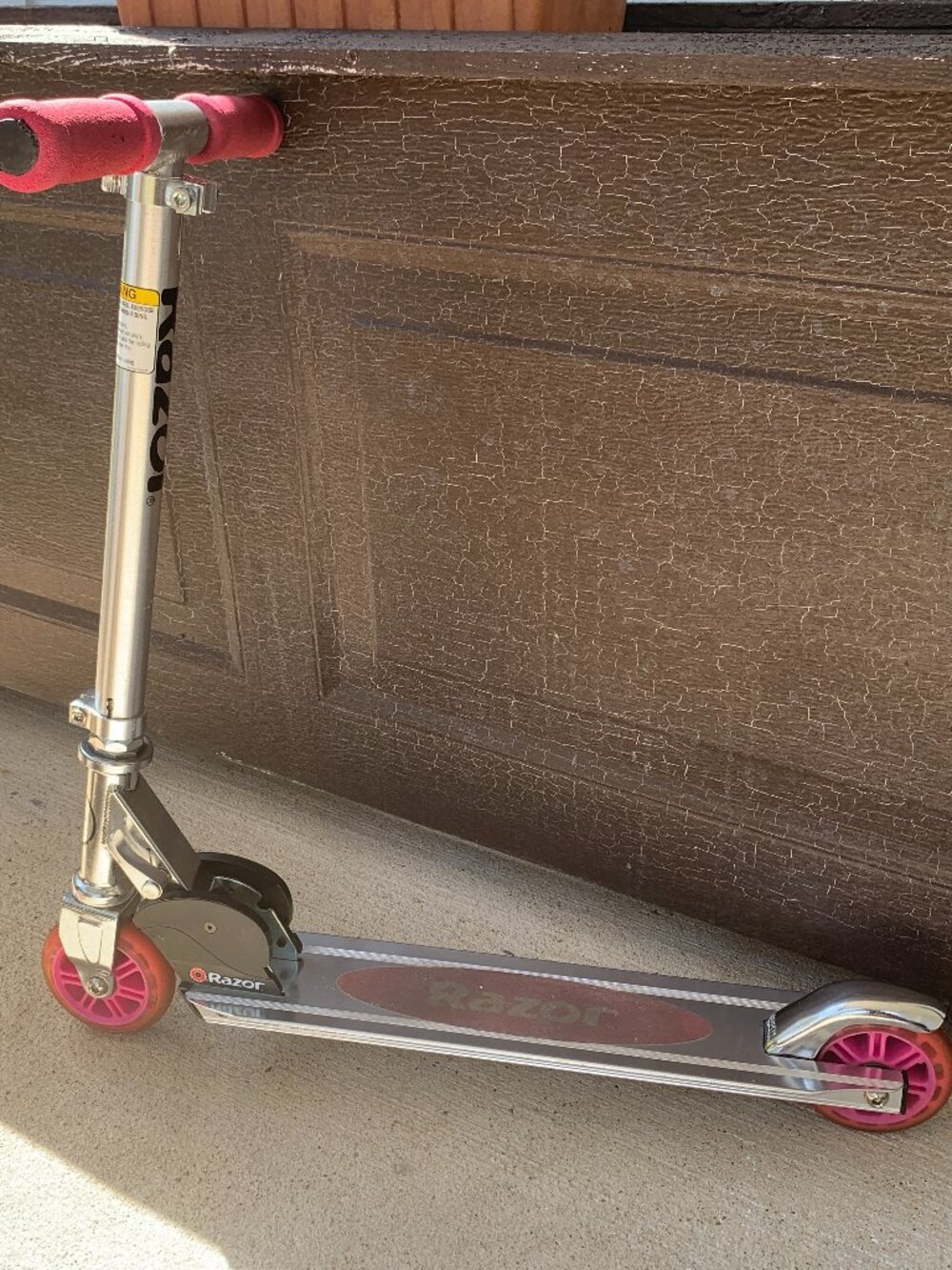 Razor A Model Folding Kick Scooter Pink Wheels Handlebar Height Adjustable Alumi